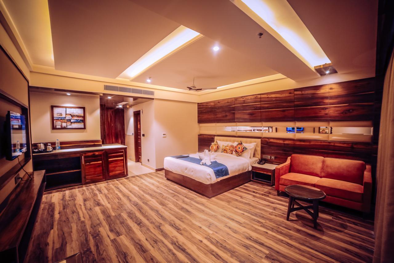 Hotel Vintage Zirakpur Chandigarh Panchkula Exteriör bild